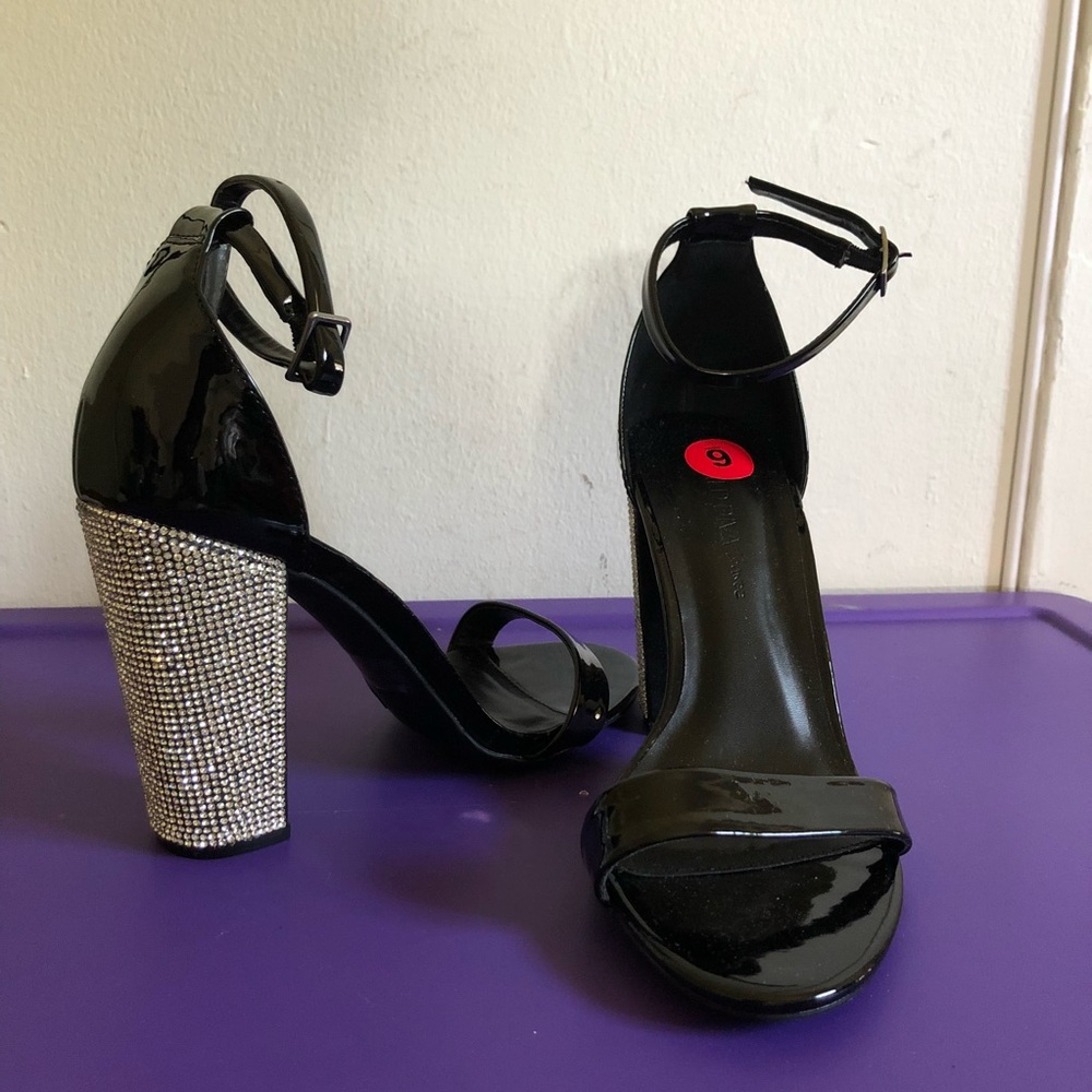Black Heels With Silver Gemstones